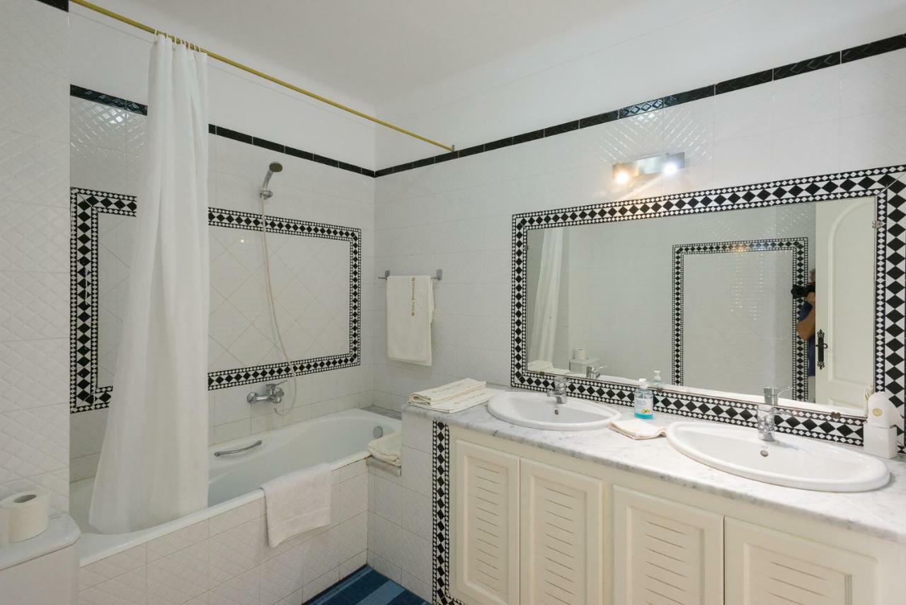 Villa Phoenicia Al-Hammamat Bagian luar foto